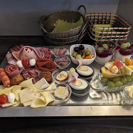 Hotel Milin Райхенбах-им-Фогтланд Екстериор снимка